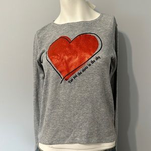 Girls H&M heart sweater, size 12- 14. Bundle and save or make an offer!